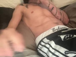 Screen Grab from picturepenis