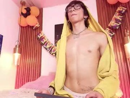 Screen Grab from pierce_lust