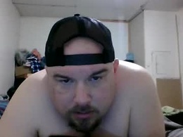 Screen Grab from pika05777