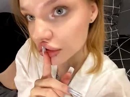 Screen Grab from pinkicookieee