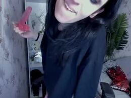 Screen Grab from polinamanson