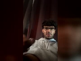 Screen Grab from portugues_malvadao2