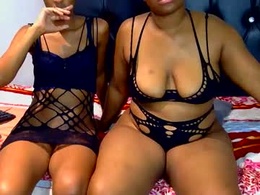 Screen Grab from poundcakex