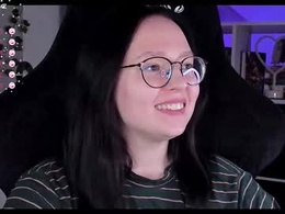 Screen Grab from power_robynn