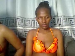 Screen Grab from prettie_petitee