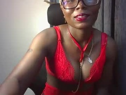 Screen Grab from pretty_kemmy