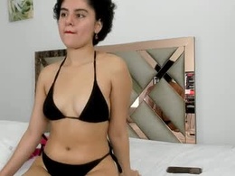 Screen Grab from pretty_latina2