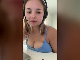 Screen Grab from prettylittlevibe