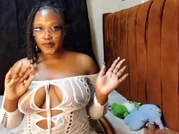 Screen Grab from prettynyra