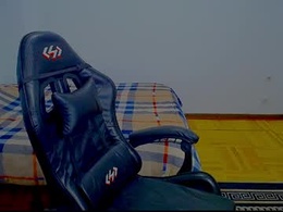 Screen Grab from prince_carlos_xx