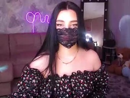 Screen Grab from princessamira1