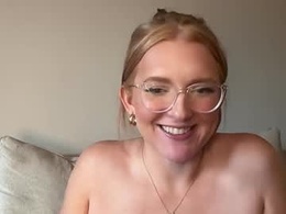 Screen Grab from princessari99