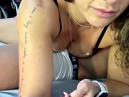 Screen Grab from priscilaigor