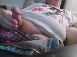 Screen Grab from pw070474