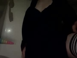 Screen Grab from qo90