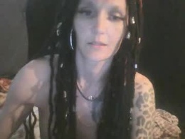 Screen Grab from queennjuuicy