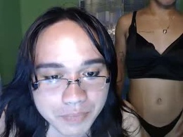 Screen Grab from queenoflove_adriana