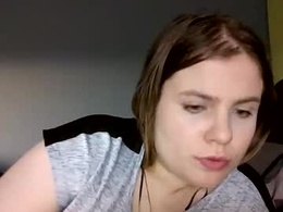 Screen Grab from queenstuff