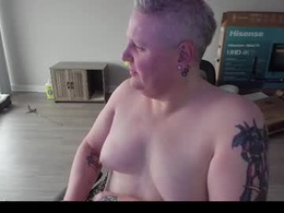 Screen Grab from queersuccubus