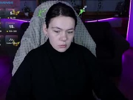 Screen Grab from qwertyannie_lbo