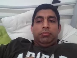 Screen Grab from r77775555