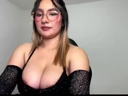 Screen Grab from racchell_g22