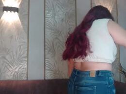 Screen Grab from raelynn_gh