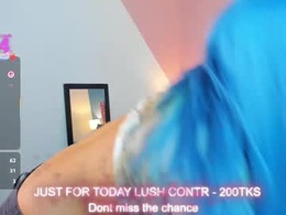 Screen Grab from raven_curly