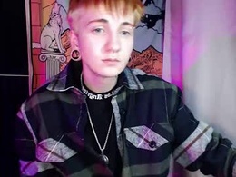 Screen Grab from ray_taylorr