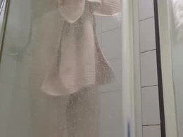 Screen Grab from red932809