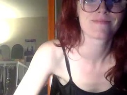 Screen Grab from redcassie666