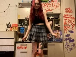 Screen Grab from redheadcatxd