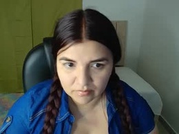Screen Grab from redhotcurvy