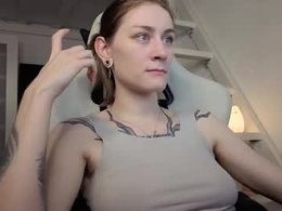 Screen Grab from retromarie