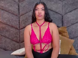 Screen Grab from ririibrunette__