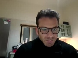 Screen Grab from roberpierre_ho