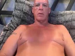 Screen Grab from rockrichard1