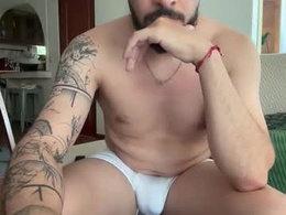 Screen Grab from rod_alejandro