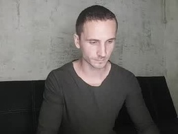 Screen Grab from romangold4