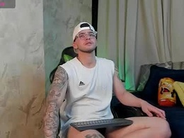 Screen Grab from ronny_colton