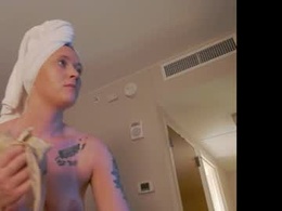 Screen Grab from rose_xxx_bb