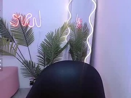 Screen Grab from rosee_tay