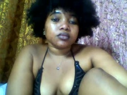 Screen Grab from rosellez