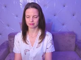 Screen Grab from rosewaulhgberg