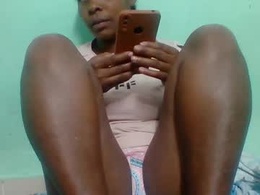Screen Grab from rovaelyah