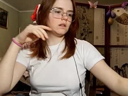 Screen Grab from rowenapeavy