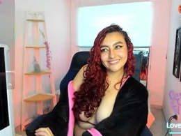 Screen Grab from roxanne_morelli