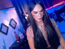 Screen Grab from roxy_lor69