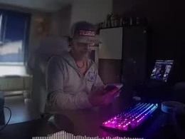 Screen Grab from roy_foxyou