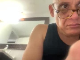 Screen Grab from rrmia69